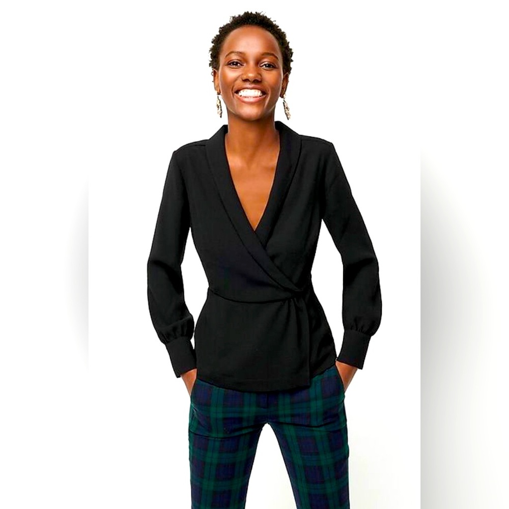 Drapey faux-wrap top in 365 crepe in 00